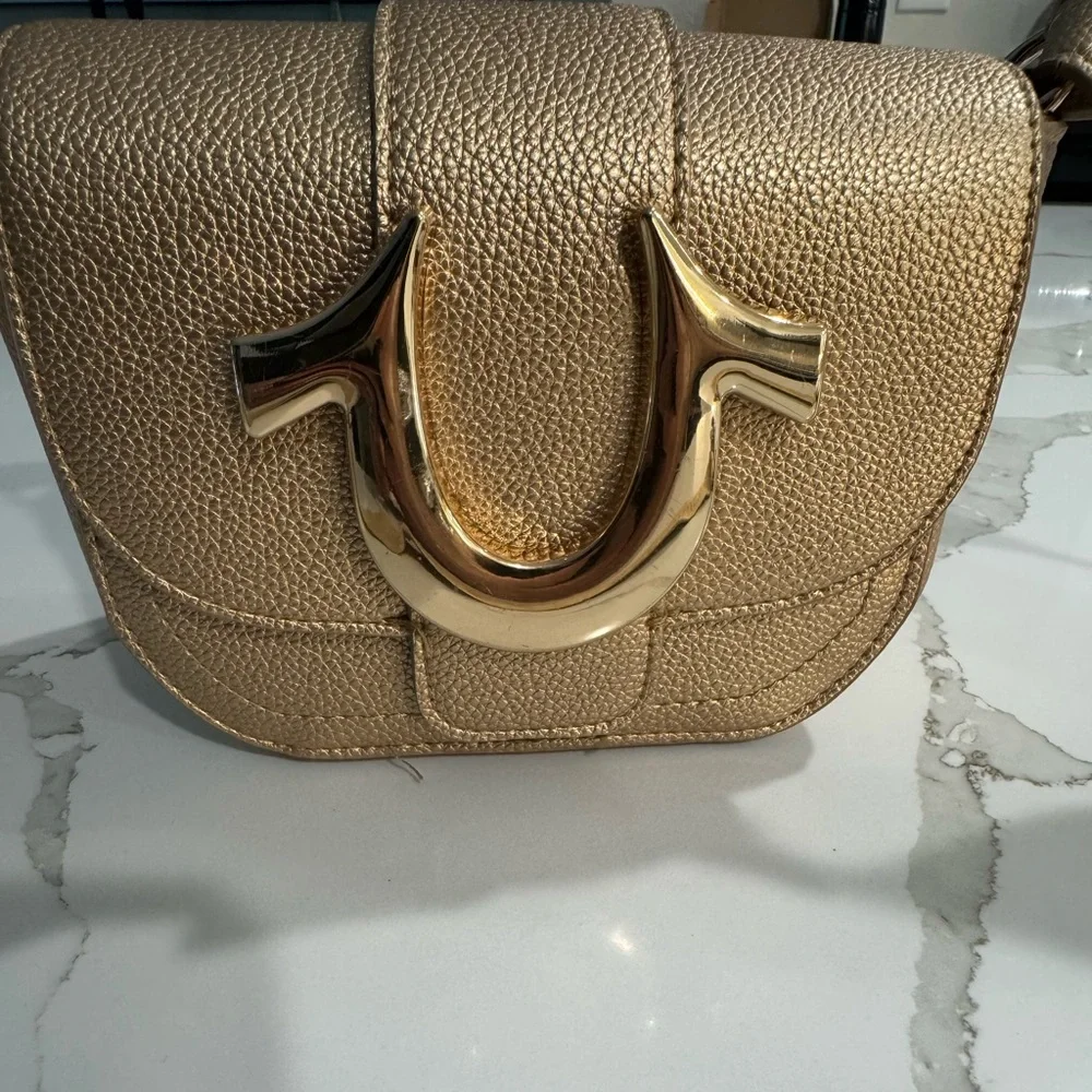 True Religion Metallic Gold Crossbody Bag - Picture 3 of 6